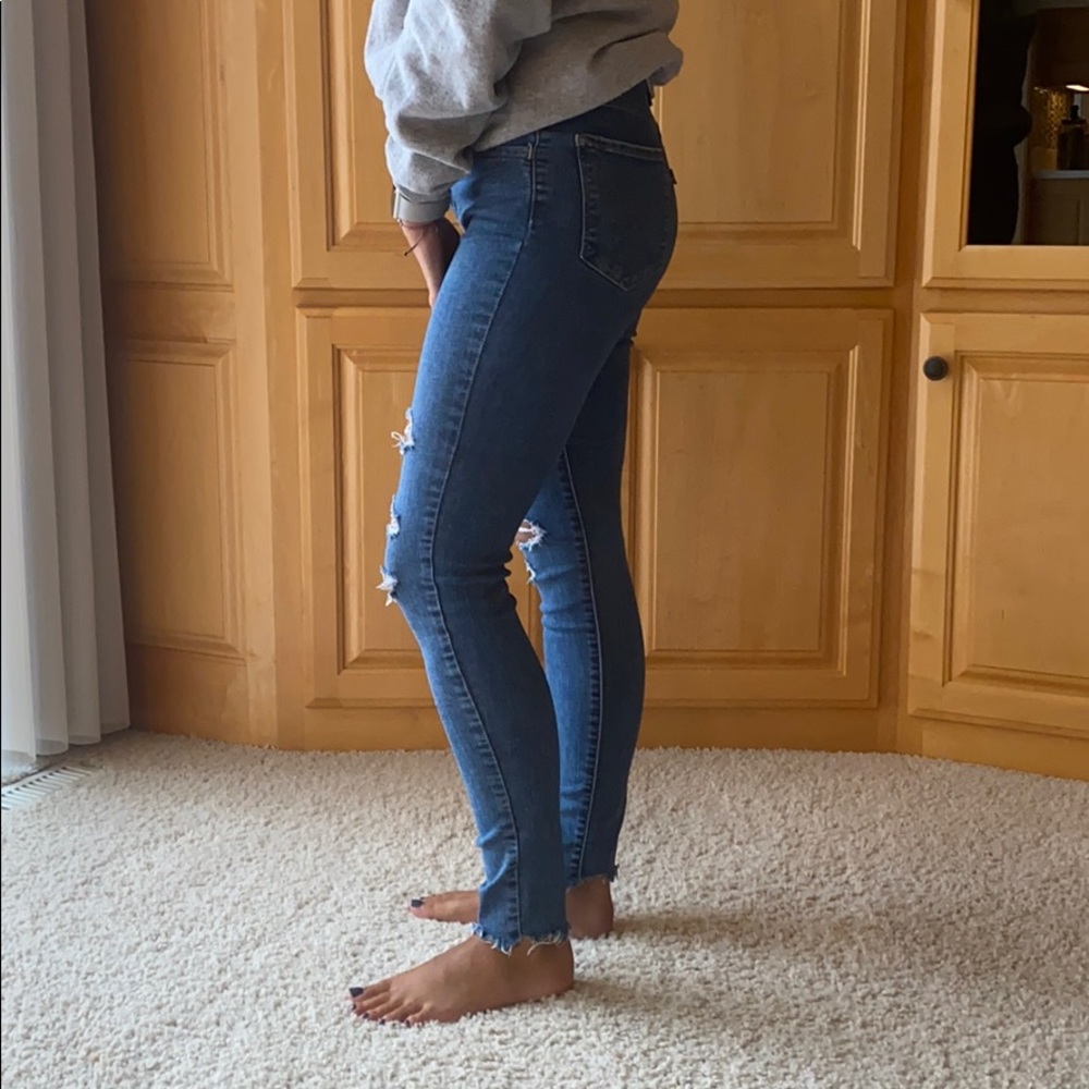 Levi 720 - High Rise Super Skinny Jeans - Picture 10 of 11